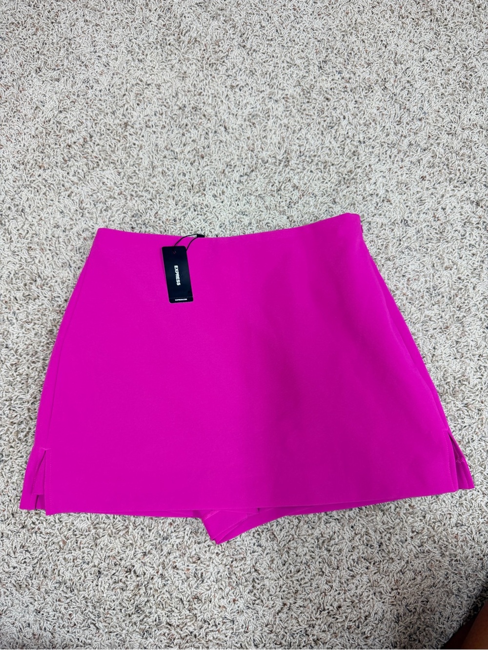 Express Bright Fuchsia Women's Skort